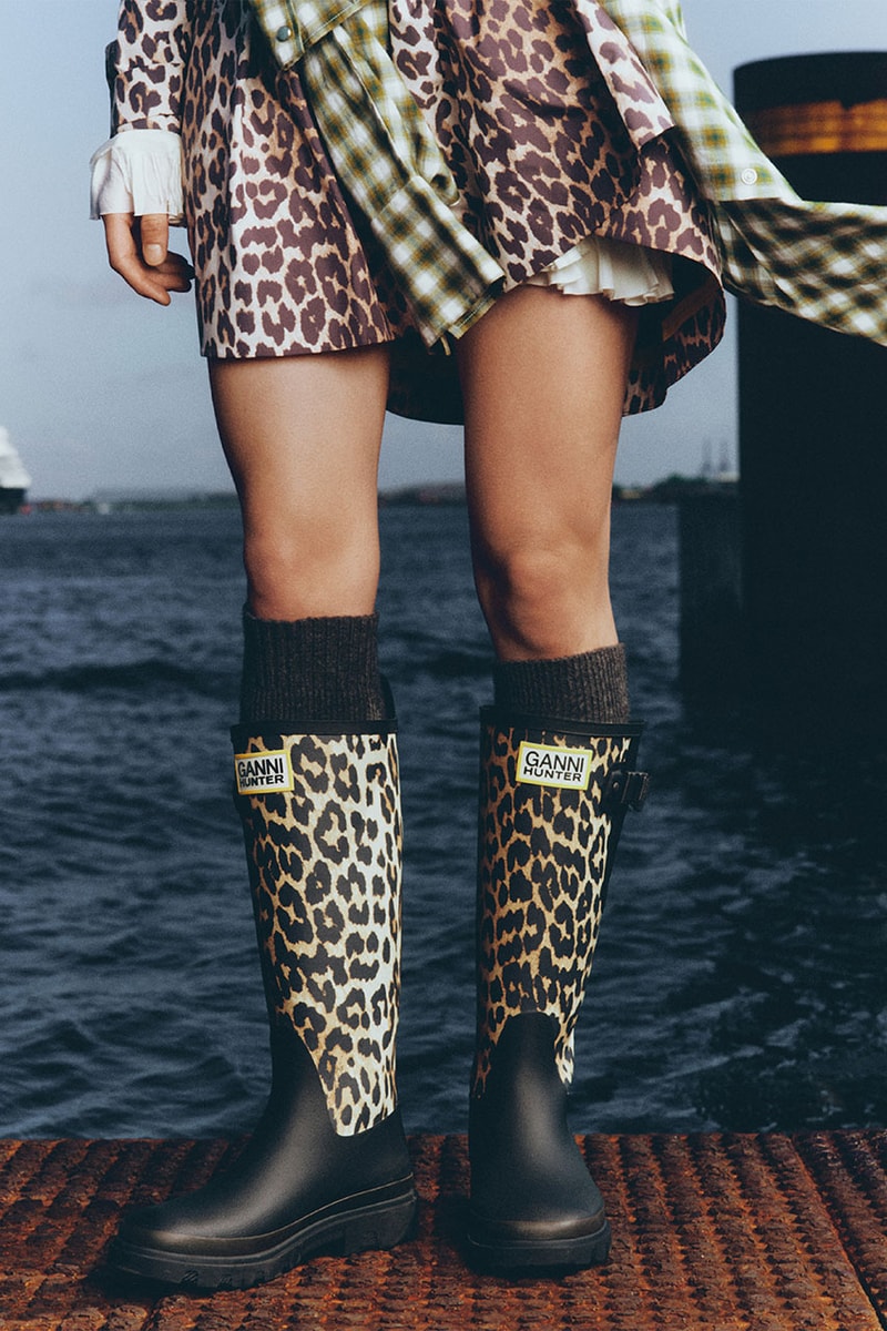 ガニーとハンターが初のコラボレーションを発表 ganni hunter collab collection rain wear relese info