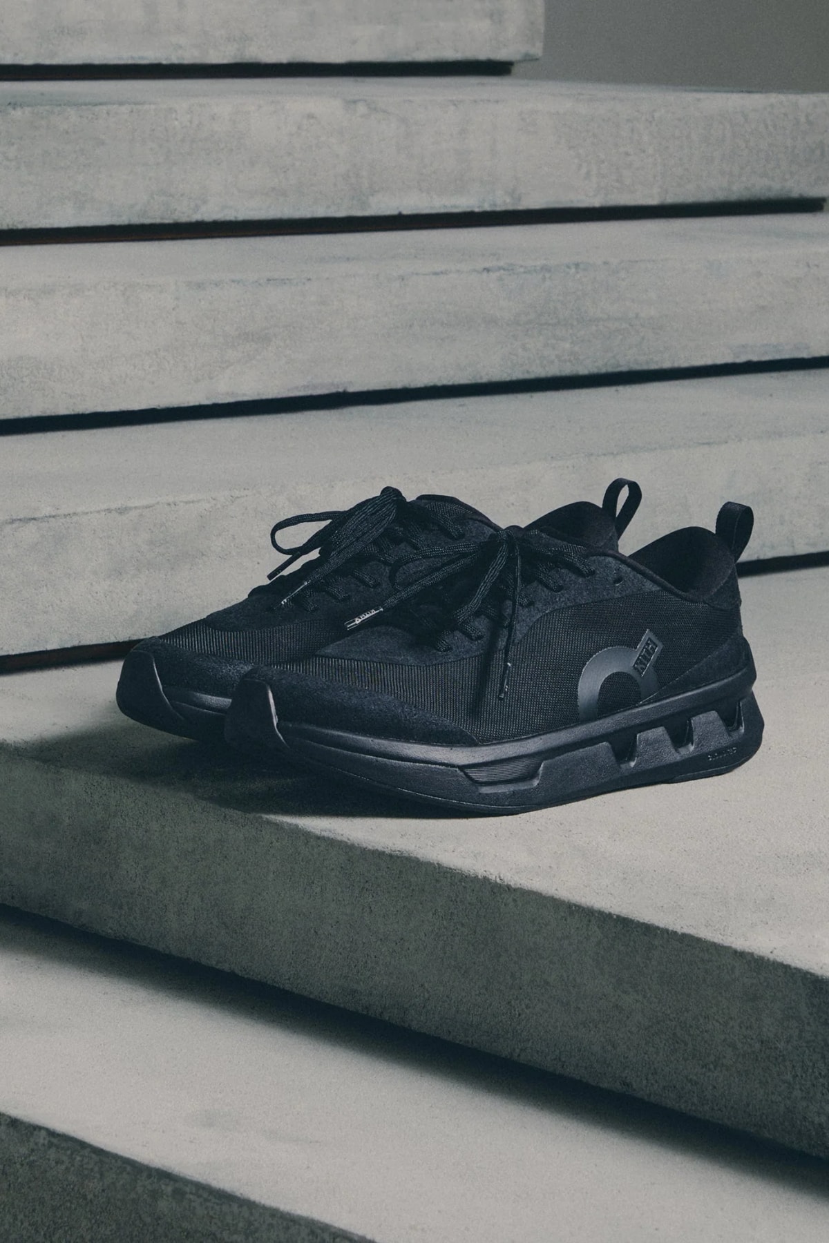 Kith のパフォーマンスライン K-Tech が2026年秋コレクションを発表 ── On との共同開発による初のライフスタイルモデル K-Tech 3 がデビュー Kith K-Tech Fall 2026 Collection release info