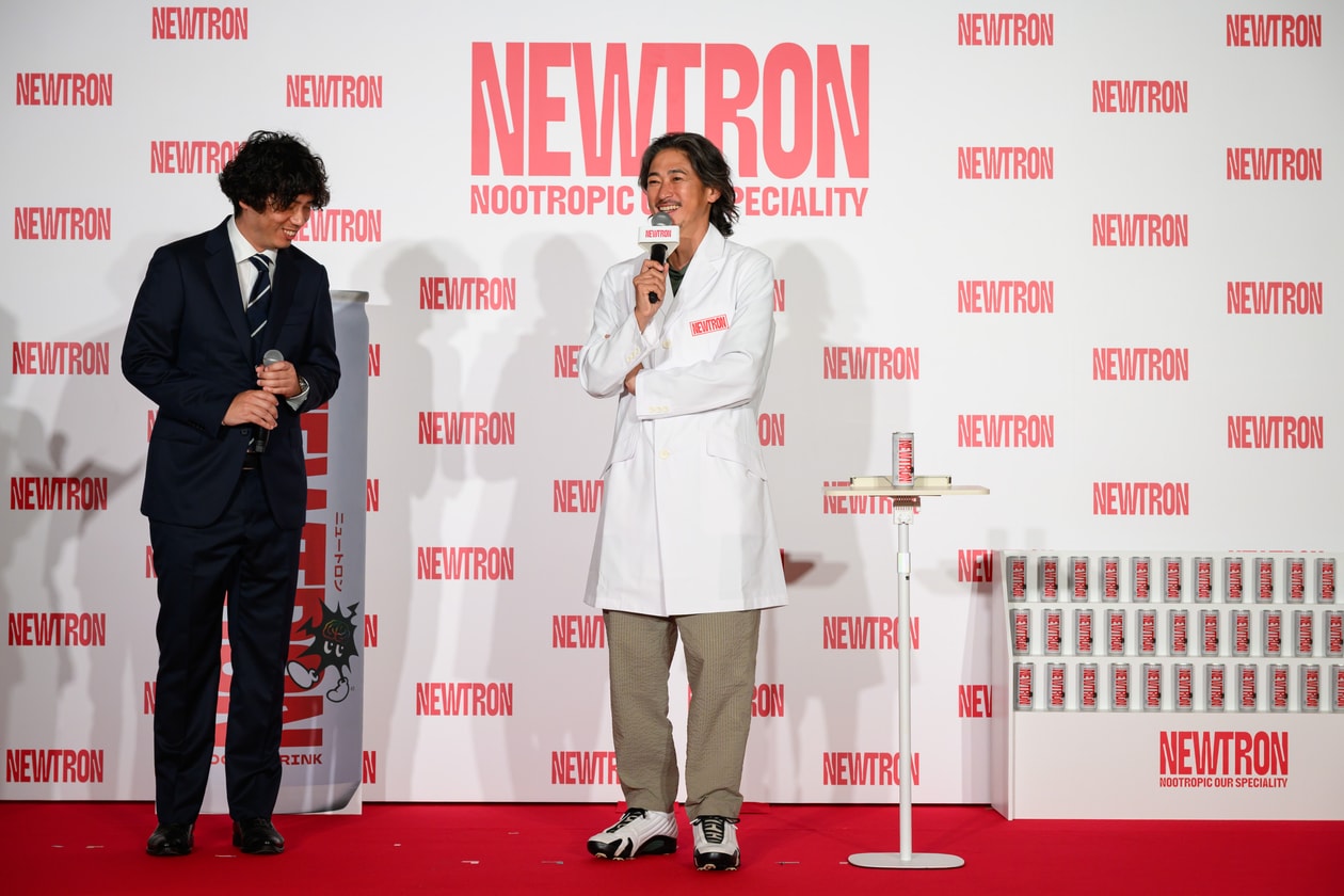 窪塚洋介が白衣で"深集中" ── NEWTRON 初のコンセプトストアがカレッタ汐留にオープン newtron first consept store open kubozuka yosuke  report