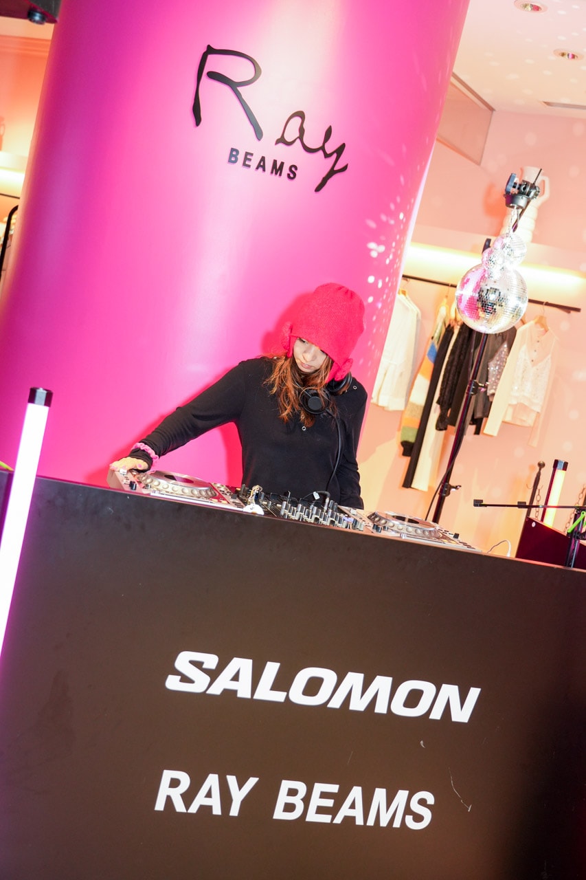レイビームスとサロモンのコラボモデル XTウィスパー チェリーのローンチパーティーに潜入 ray beams salomon xt whisper cherry launch party report