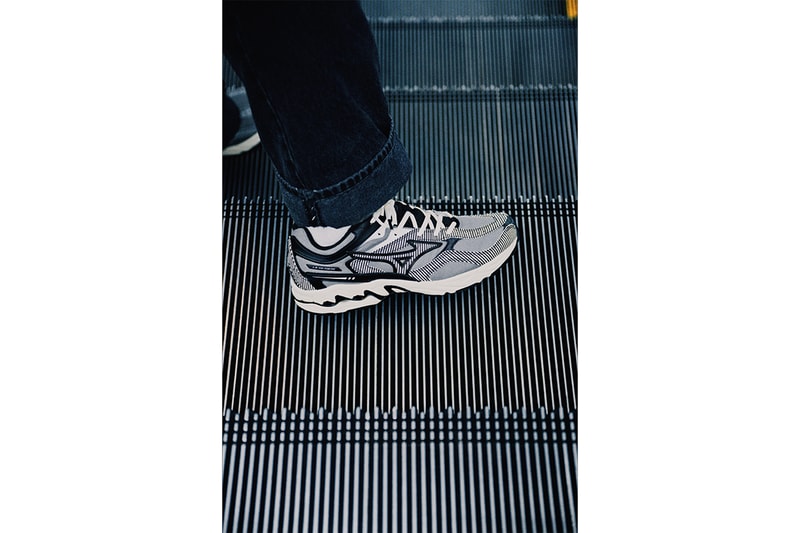ミズノがショーン・ウォザースプーン手がける SWJP と初コラボ mizuno swjp wave mg4 ls sw release info