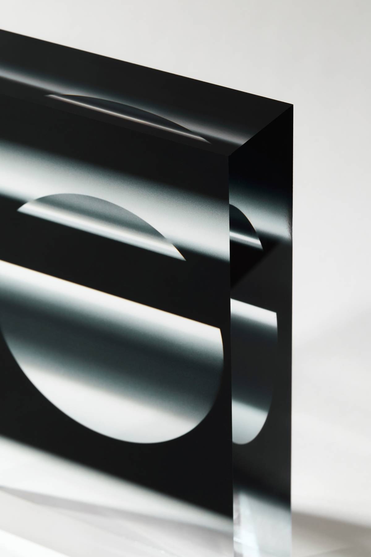 YOSHIROTTEN's Career-Spanning Art Book 'Radial Graphics Bio' Launches Early at DSMG | YOSHIROTTEN 'Radial Graphics Bio' DSMG release info