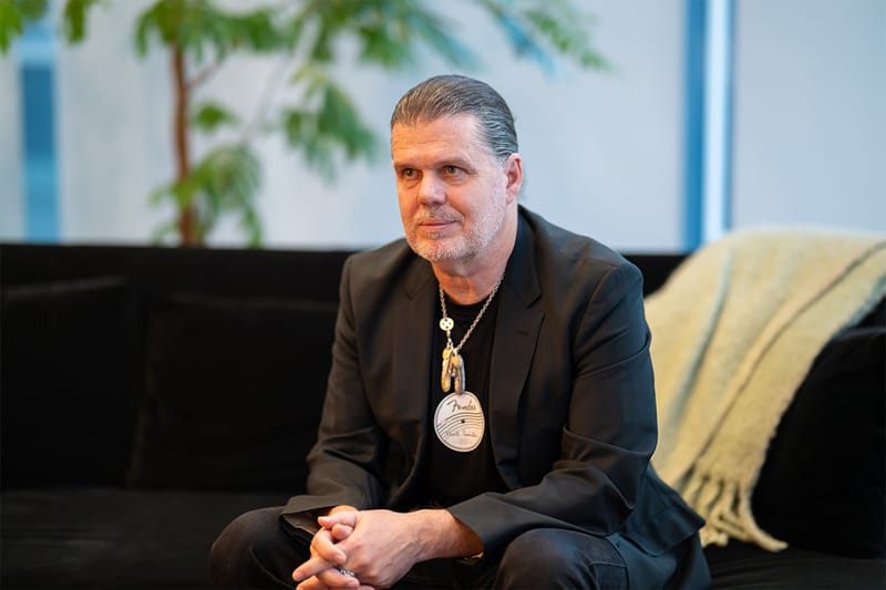 Fender CEO が語る ── 80年目のブランド拡張論　「すべてはギタープレイヤーから」 ｜Interviews