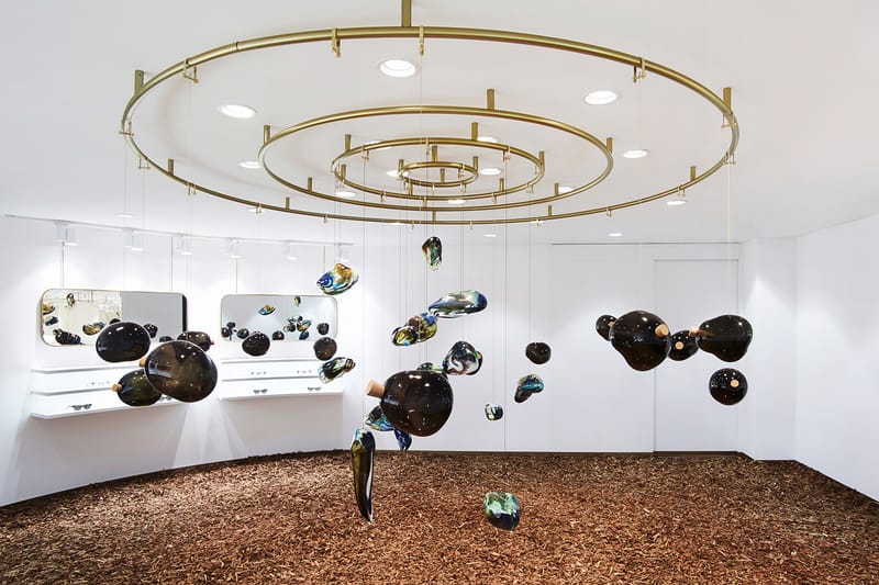 젠틀몬스터 홍대점의 변신 - '더 센트' 콘셉트