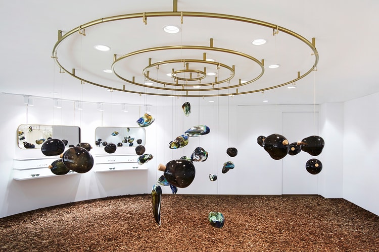 젠틀몬스터 홍대점의 변신 - '더 센트' 콘셉트