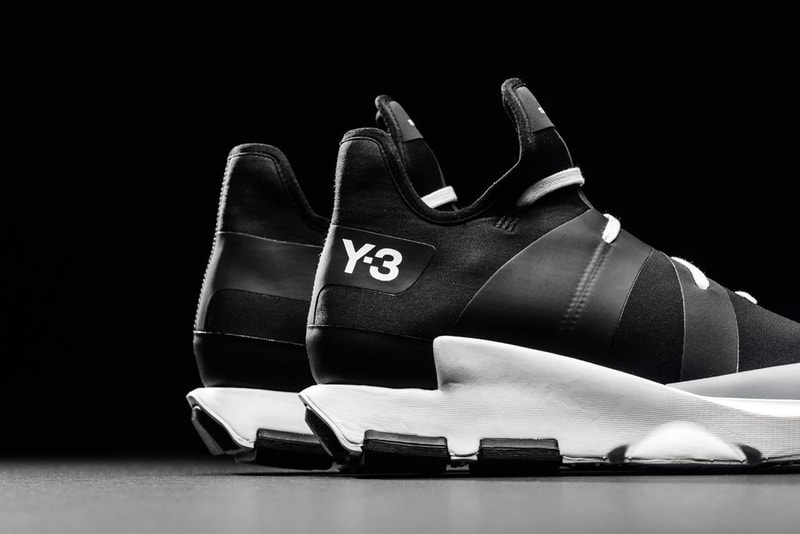 Y-3 노씨 로우 '코어 블랙' 신발 2017