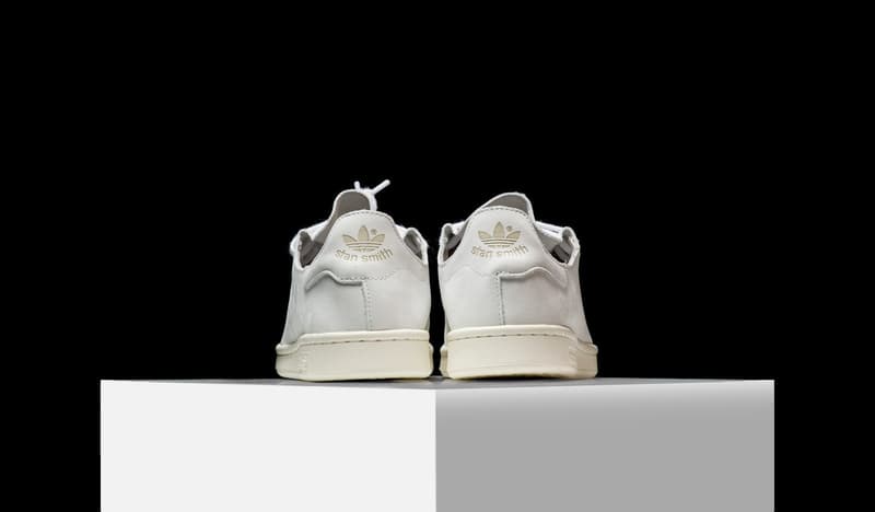 한 조각의 가죽으로 만들어진 스탠 스미스 2017