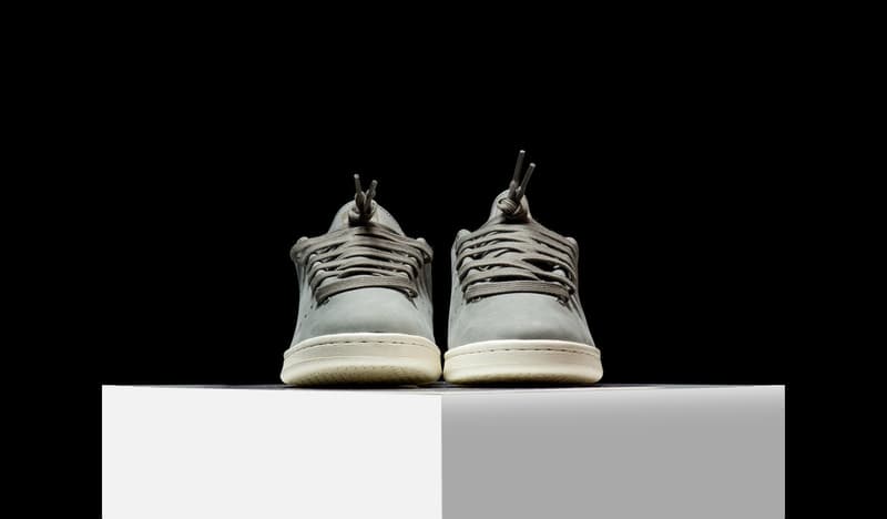 한 조각의 가죽으로 만들어진 스탠 스미스 2017