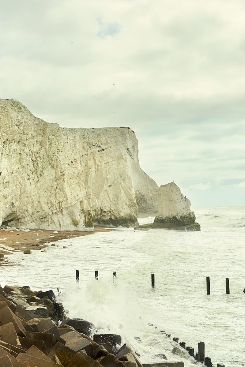 에이카 화이트 2017 SS 컬렉션