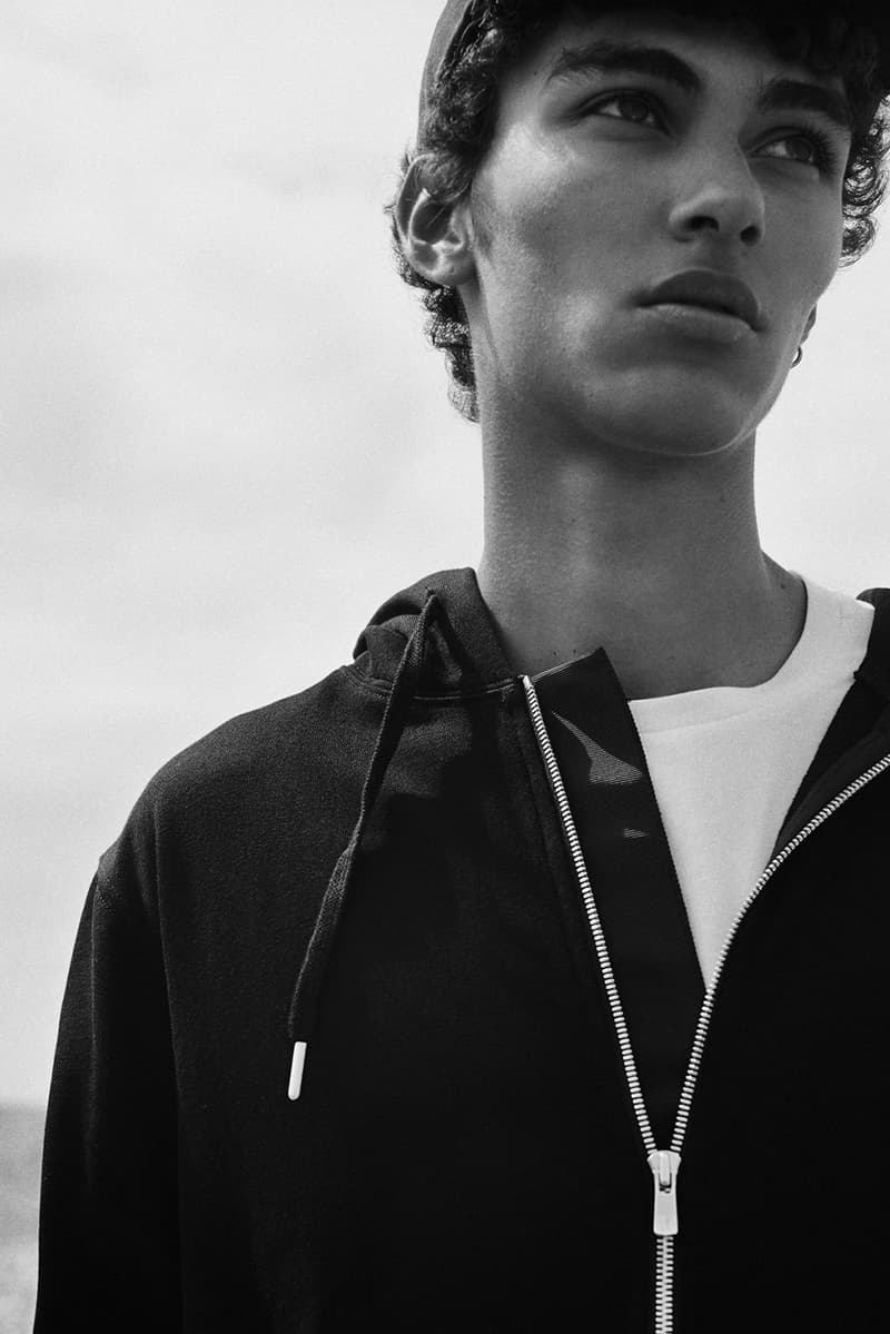 에이카 화이트 2017 SS 컬렉션