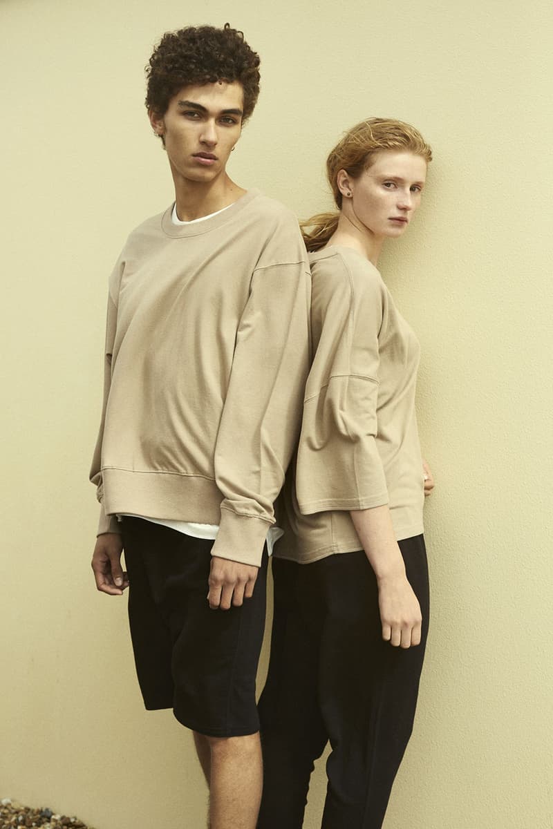 에이카 화이트 2017 SS 컬렉션