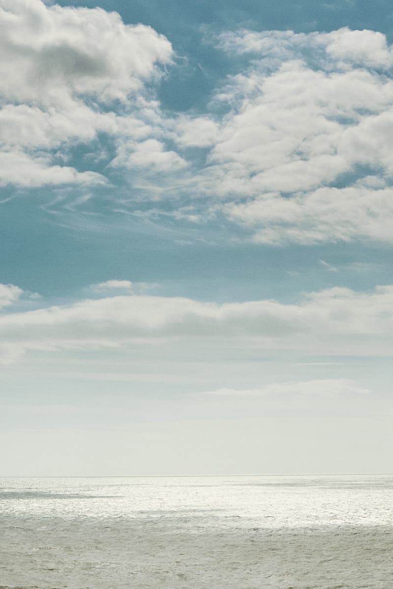 에이카 화이트 2017 SS 컬렉션