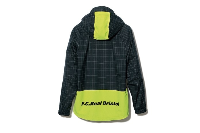 소프넷 F.C.R.B. 2017 SS 컬렉션 제품 사진