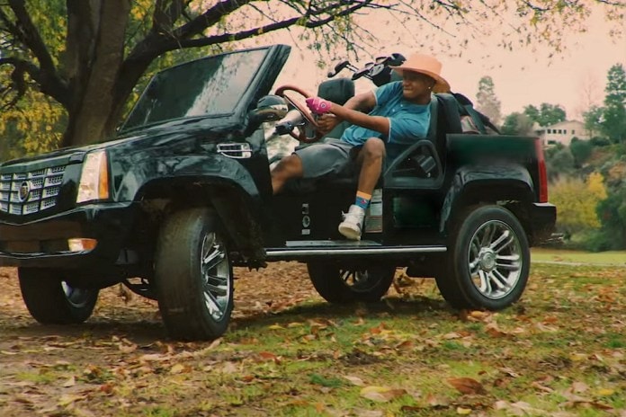 레이 스레머드의 '스웽' 뮤직비디오