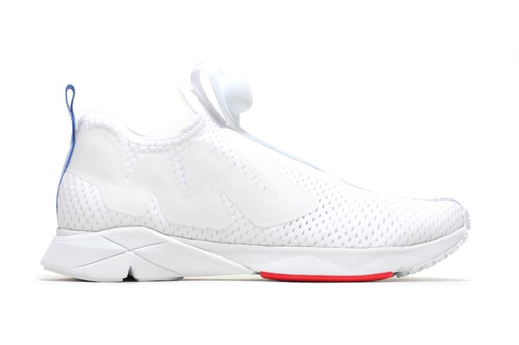 리복의 새로운 하얀색 펌프 슈프림