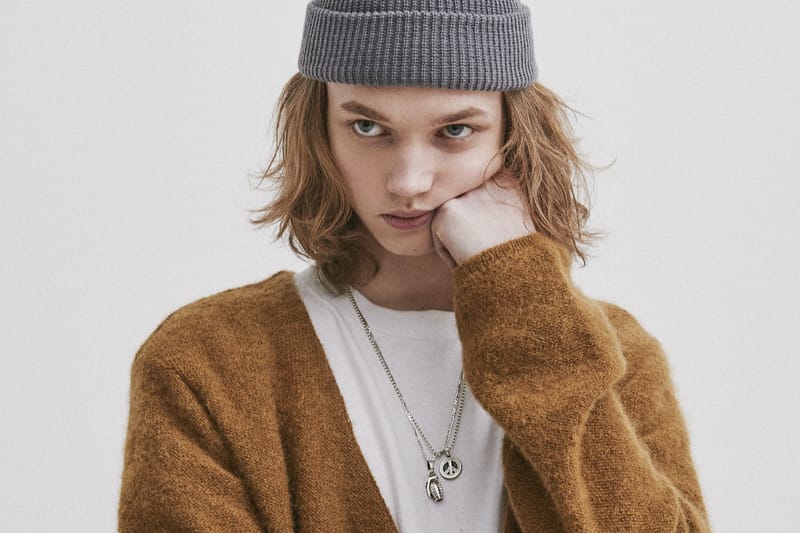 차분하면서도 반항적인 비바스튜디오 2017 SS 룩북