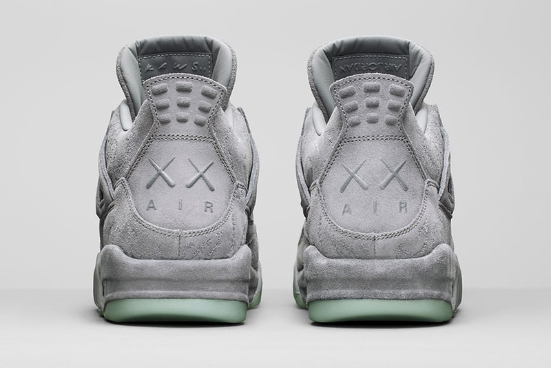 KAWS x 에어 조던 4 공식 제품 사진 & 발매 정보 2017