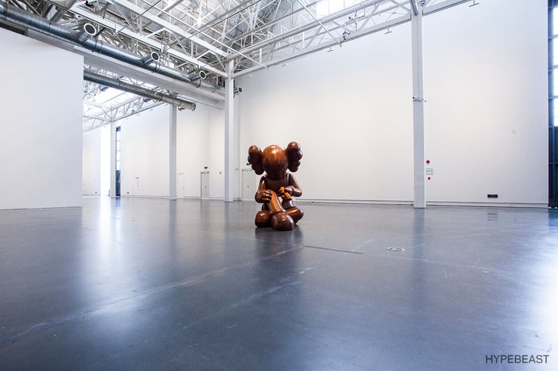 KAWS 상하이 유즈 뮤지엄 전시회 2017