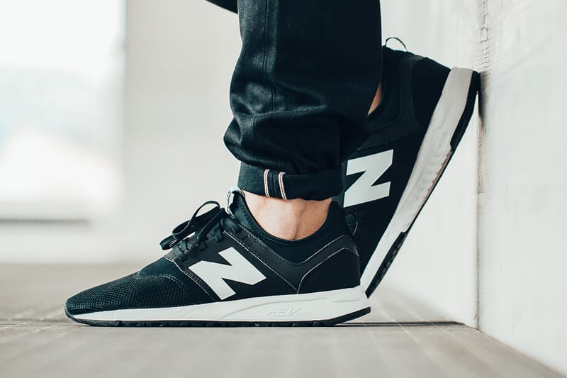 뉴발란스 '클래식' 247 세 번째 운동화 모델 출시