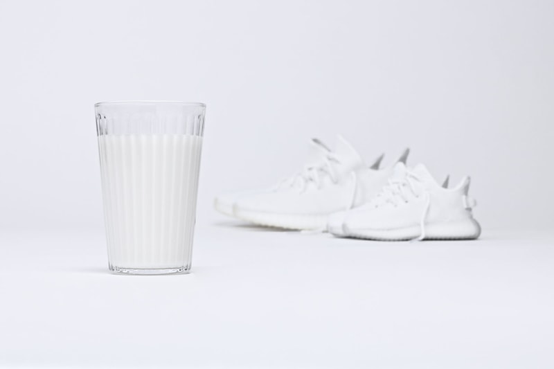 아디다스 이지 부스트 350 V2 '크림 화이트' 국내 판매처 2017 adidas originals yeezy boost cream white korean store list 2017