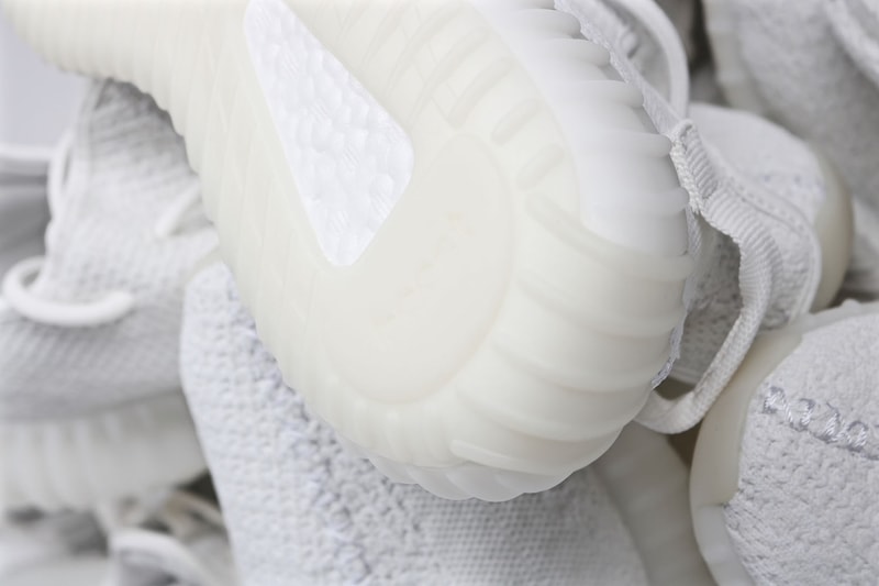 아디다스 이지 부스트 350 V2 '크림 화이트' 국내 판매처 2017 adidas originals yeezy boost cream white korean store list 2017