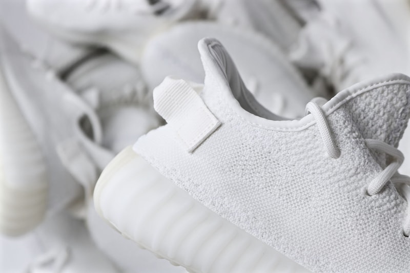 아디다스 이지 부스트 350 V2 '크림 화이트' 국내 판매처 2017 adidas originals yeezy boost cream white korean store list 2017