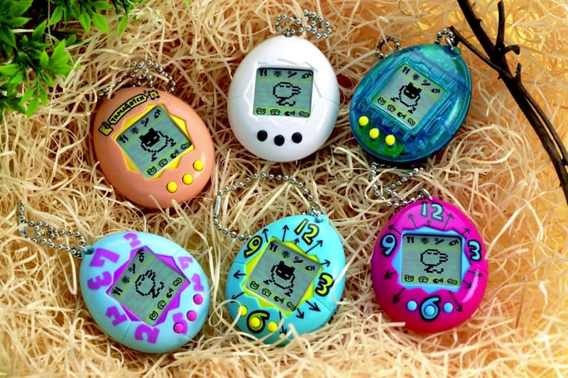 original 90s tamagotchi re release 2017