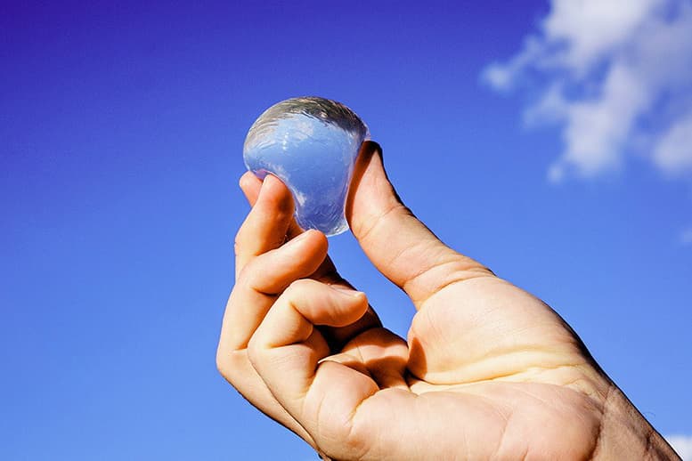 skipping rocks lab ooho water bubble 2017