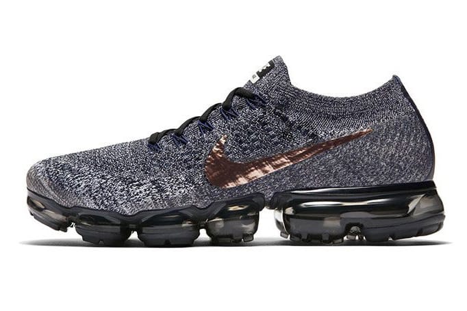 나이키 에어 베이퍼맥스 코퍼와 스트링 색상