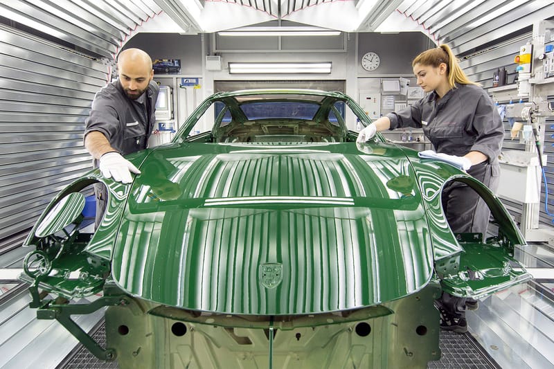 100만 번째 포르쉐: 아이리시 그린 카레라 S