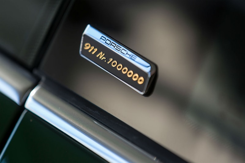 100만 번째 포르쉐 아이리시 그린 카레라 S 2017 porsche one millionth 911