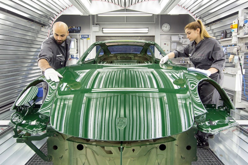 100만 번째 포르쉐 아이리시 그린 카레라 S 2017 porsche one millionth 911