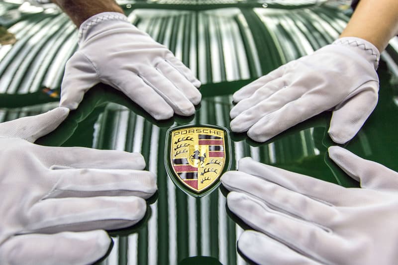 100만 번째 포르쉐 아이리시 그린 카레라 S 2017 porsche one millionth 911