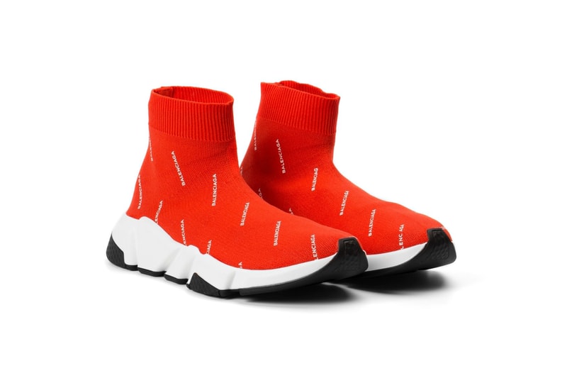 발렌시아가 꼴레뜨 2017 협업 신발 판초 후드 Balenciaga Colette Collaboration Speed Trainers Poncho Hoodies