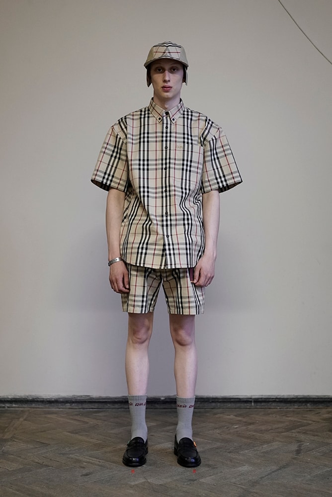 버버리 고샤 루브친스키 2018 봄 여름 협업 컬렉션 Burberry Gosha Rubchinskiy Spring Summer Collaboration