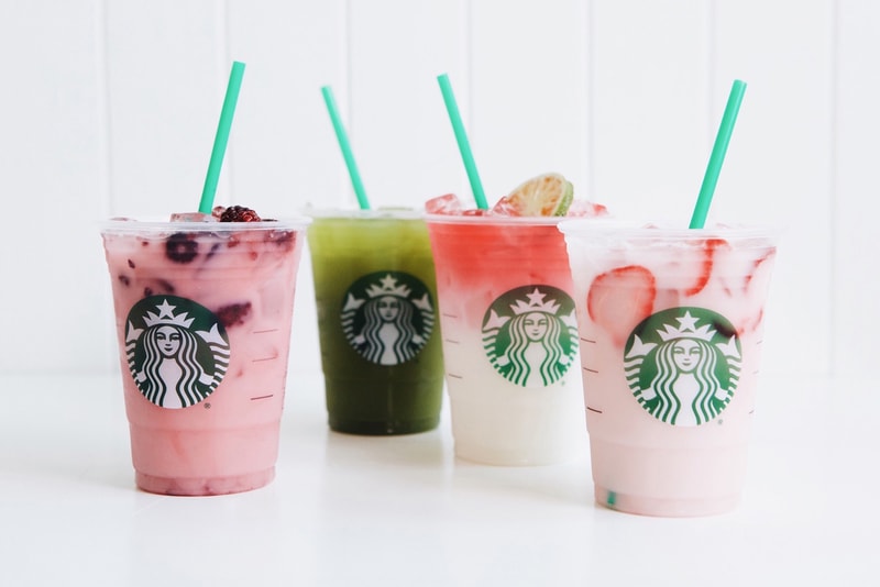 레이디 가가 x 스타벅스 친절의 한 컵 2종 출시 lady gaga starbucks cups of kindness collection matcha lemonade violet drink 2017