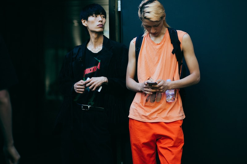 런던 컬렉션 맨즈 2018 봄 여름 패션위크 london fashion week mens spring summer street style lcm