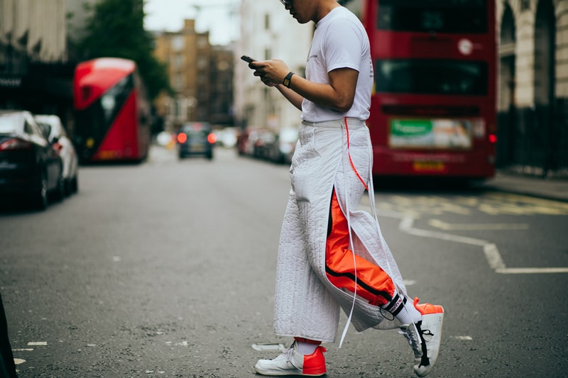 런던 컬렉션 맨즈 2018 봄 여름 패션위크 london fashion week mens spring summer street style lcm