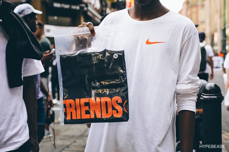 브이론 런던 팝업 현장 거리 패션 2017 vlone london popup street style snaps