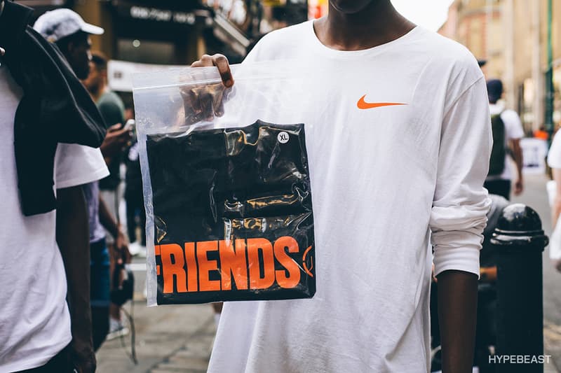 브이론 런던 팝업 현장 거리 패션 2017 vlone london popup street style snaps