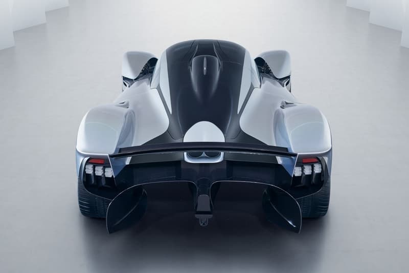 애스턴 마틴의 34억짜리 양산형 하이퍼카 발키리 aston martin valkyrie photos unveiled 2017
