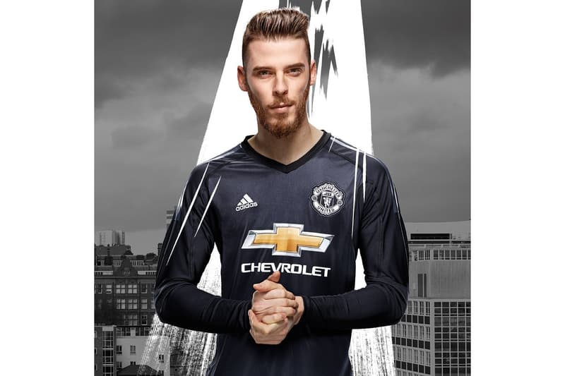 맨체스터 유나이티드 아디다스 풋볼 2017 2018 시즌 홈 유니폼 Manchester United Home Kit Adidas Football