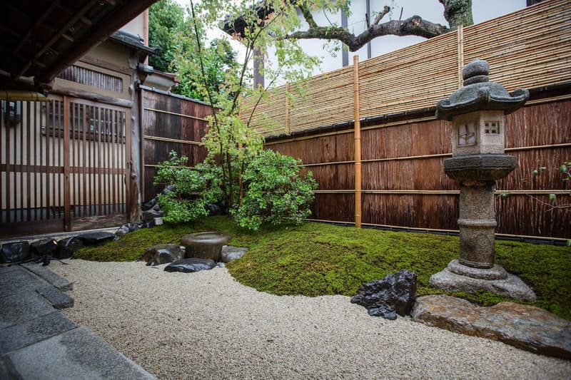 starbucks kyoto nineizaka yasaka tea house higashiyama 2017