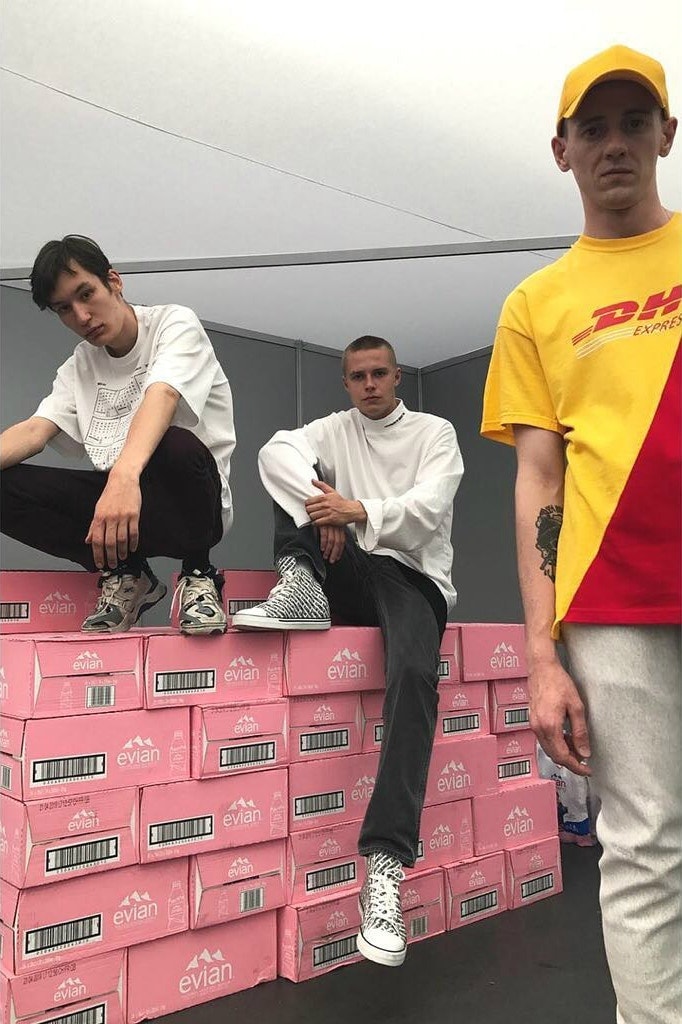 베트멍 DHL 2018 봄, 여름 협업 예고 vetements spring summer