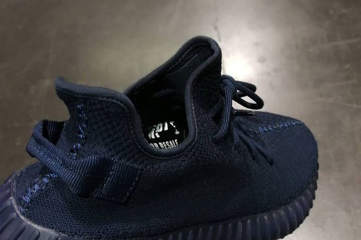 이지 부스트 350 V2 남색 & 된장색 유출