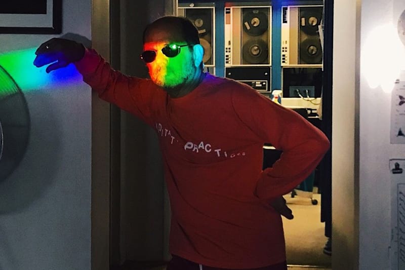 아이폰 7 플러스로 촬영한 어드바이저리 보드 크리스털 룩북