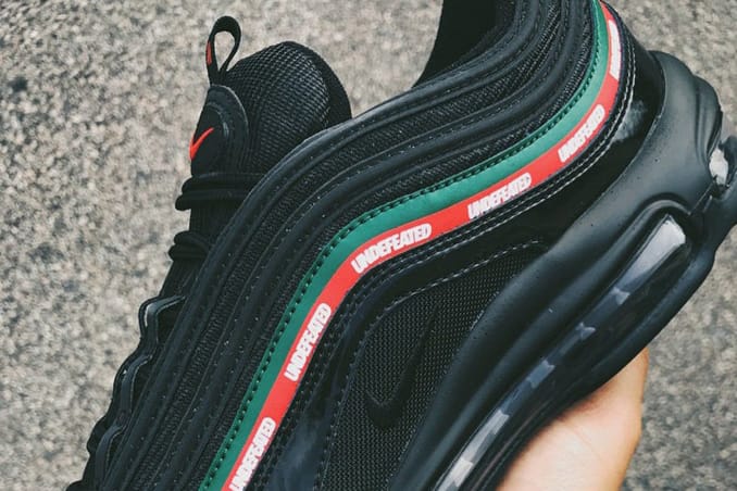 언디피티드 x 나이키 에어맥스 97 제품 유출