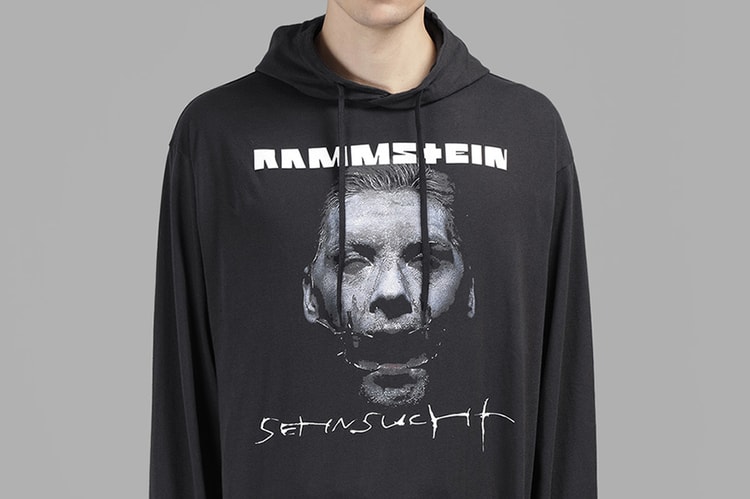 베트멍 후드에 새겨진 밴드는 누구?