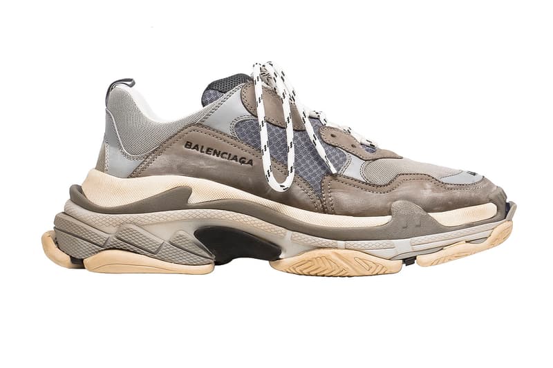 발렌시아가 트리플 S 발매 정보 2017 balenciaga triple s sneaker