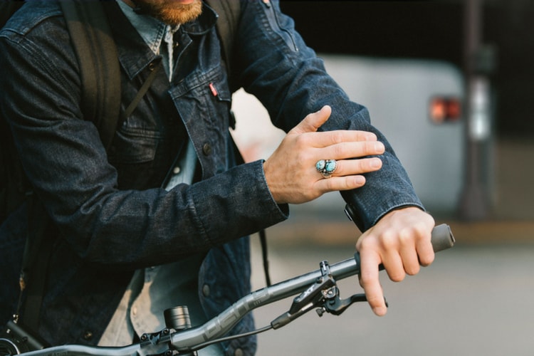 리바이스와 구글이 공동 제작한 스마트 데님 재킷